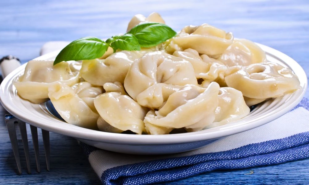 tortelli ricotta e spinaci con burro e salvia